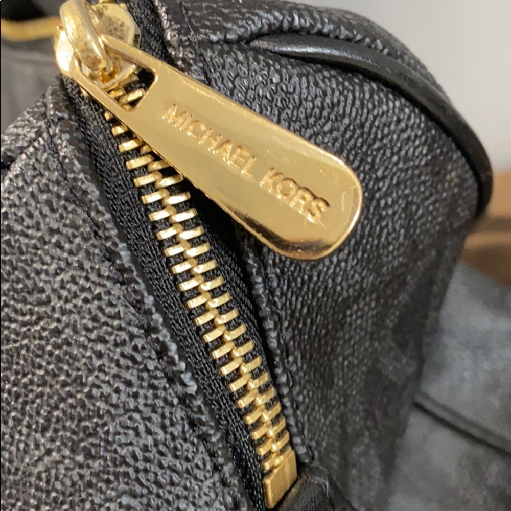 Michael Kors purse and wallet set - Picture 13 of 14